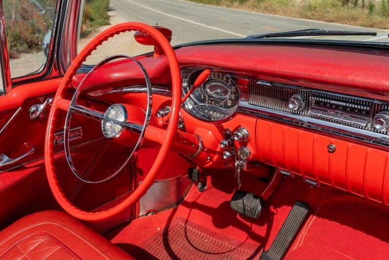 1956-oldsmobile-98-big-3