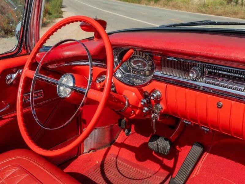 1956-oldsmobile-98-small-3