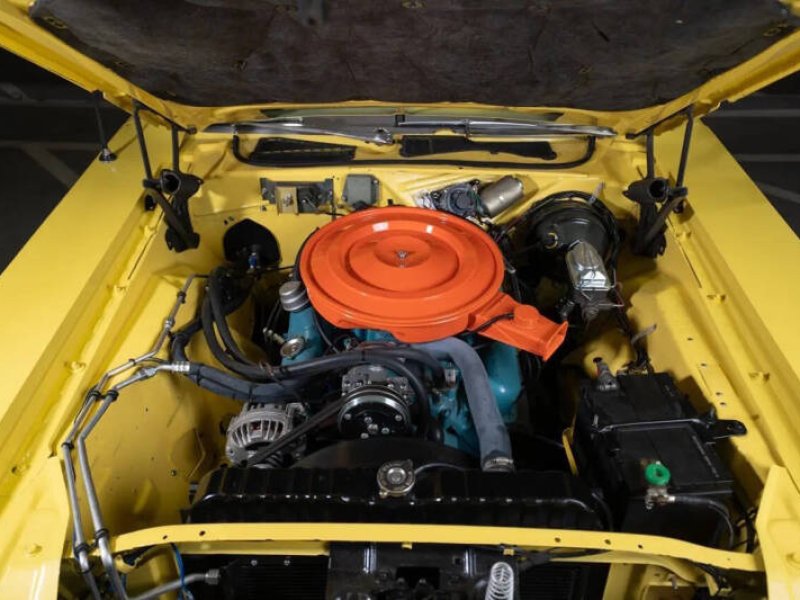 1973-dodge-challenger-small-4