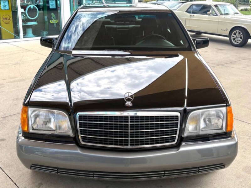 1992-mercedes-benz-600-sel-small-1