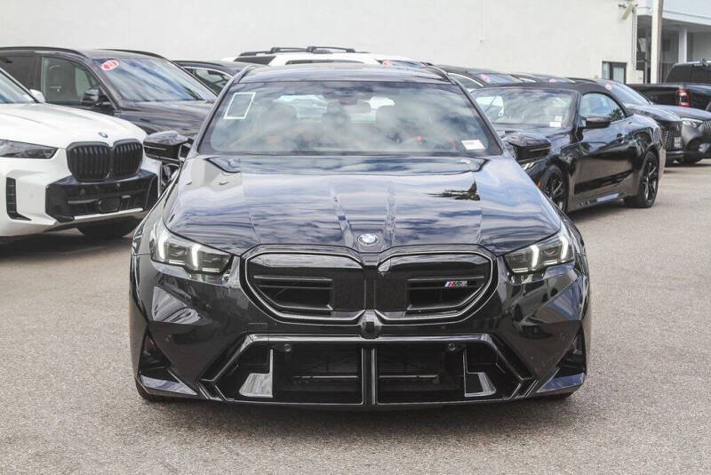 2026-bmw-m5-touring-big-0