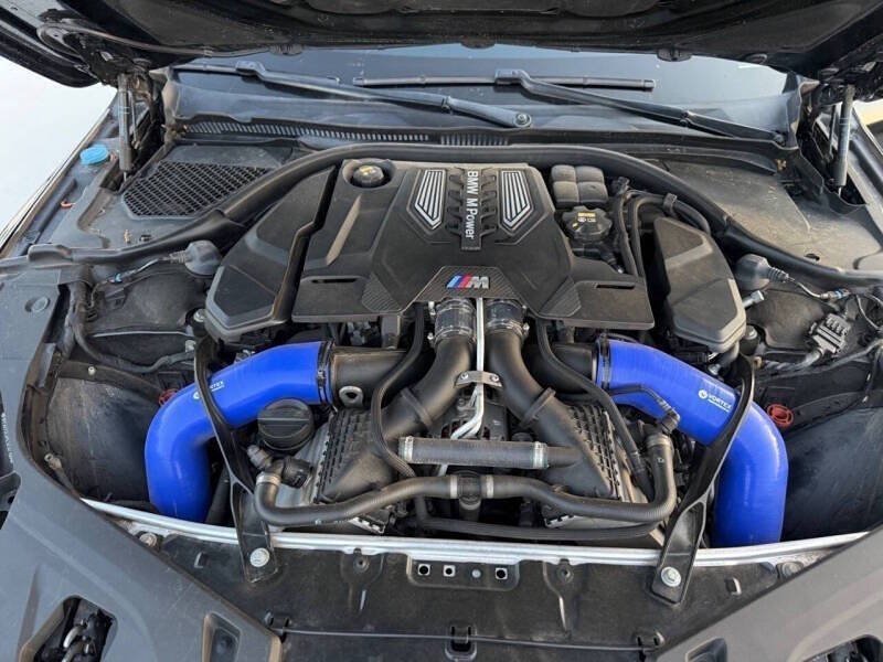 2020-bmw-m8-awd-gran-4dr-sedan-big-3